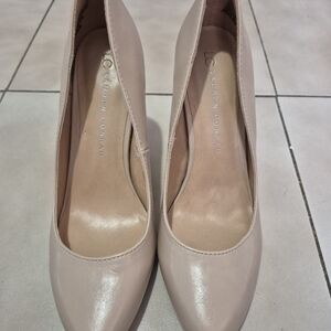 LC Lauren Conrad Women's Nude Heels